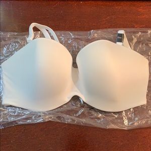 NWT NEVER WORN CONVERTIBLE VS BRA 32DD
